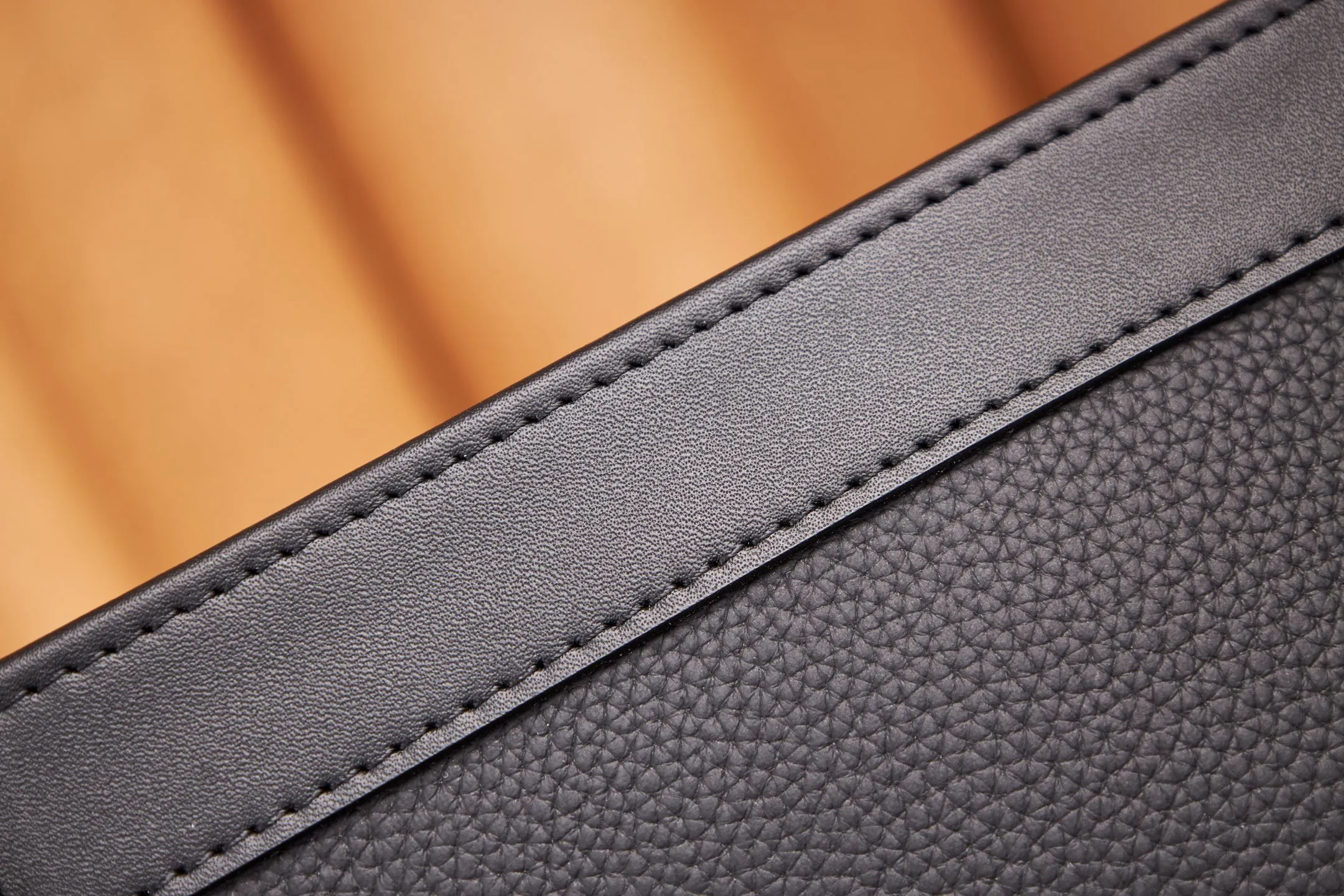 P¥800👉nfc163C01 dynamic chip version👈【Top-level inspection-free】M59329 handbag cross-body bag dual-use MESSENGER VOYAGE handbag Exquisite detailed pictures real shots to share