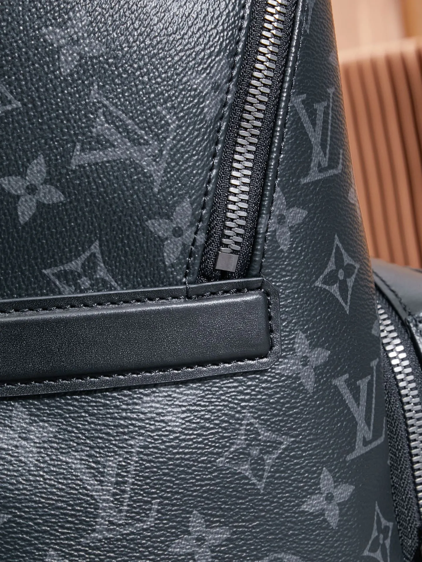 P¥920👉nfc163C01 dynamic chip version👈【Top inspection-free pure steel hardware】𝘿𝙄𝙎𝘾𝙊𝙑𝙀𝙍𝙔 Backpack m43186 French original leather🇫🇷Pure steel hardware Size: 37*40*20cm 🔍Treasure item 🔍Confidence comes from quality