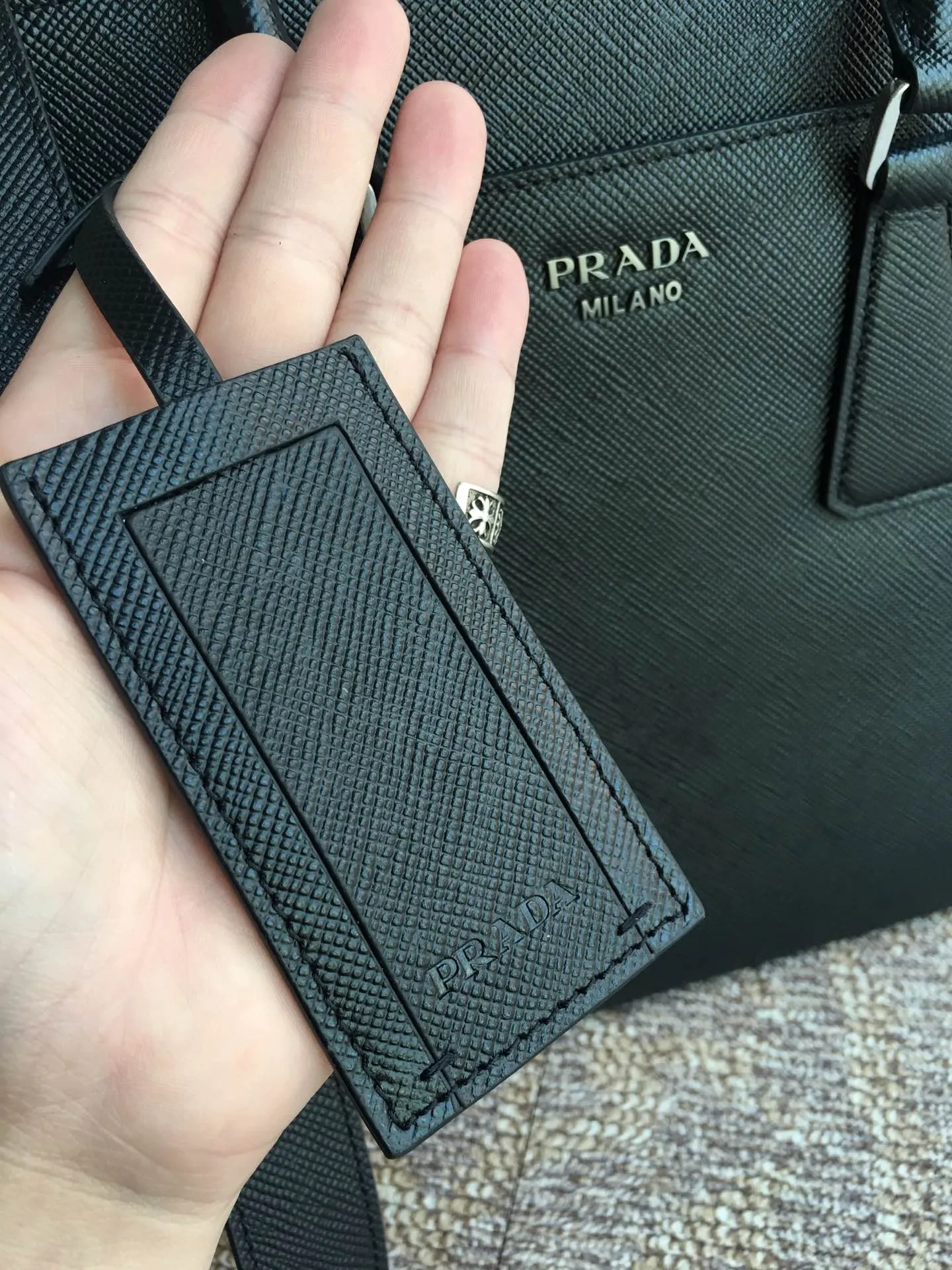 💰1960, P Jiachui's new men's bag, 2VE363B, single layer, spread word watch, counter synchronization [strong][strong][strong], imported original thick cross pattern men's bag, double-layered grid, men's favorite, length 36X height 28X thickness 6,