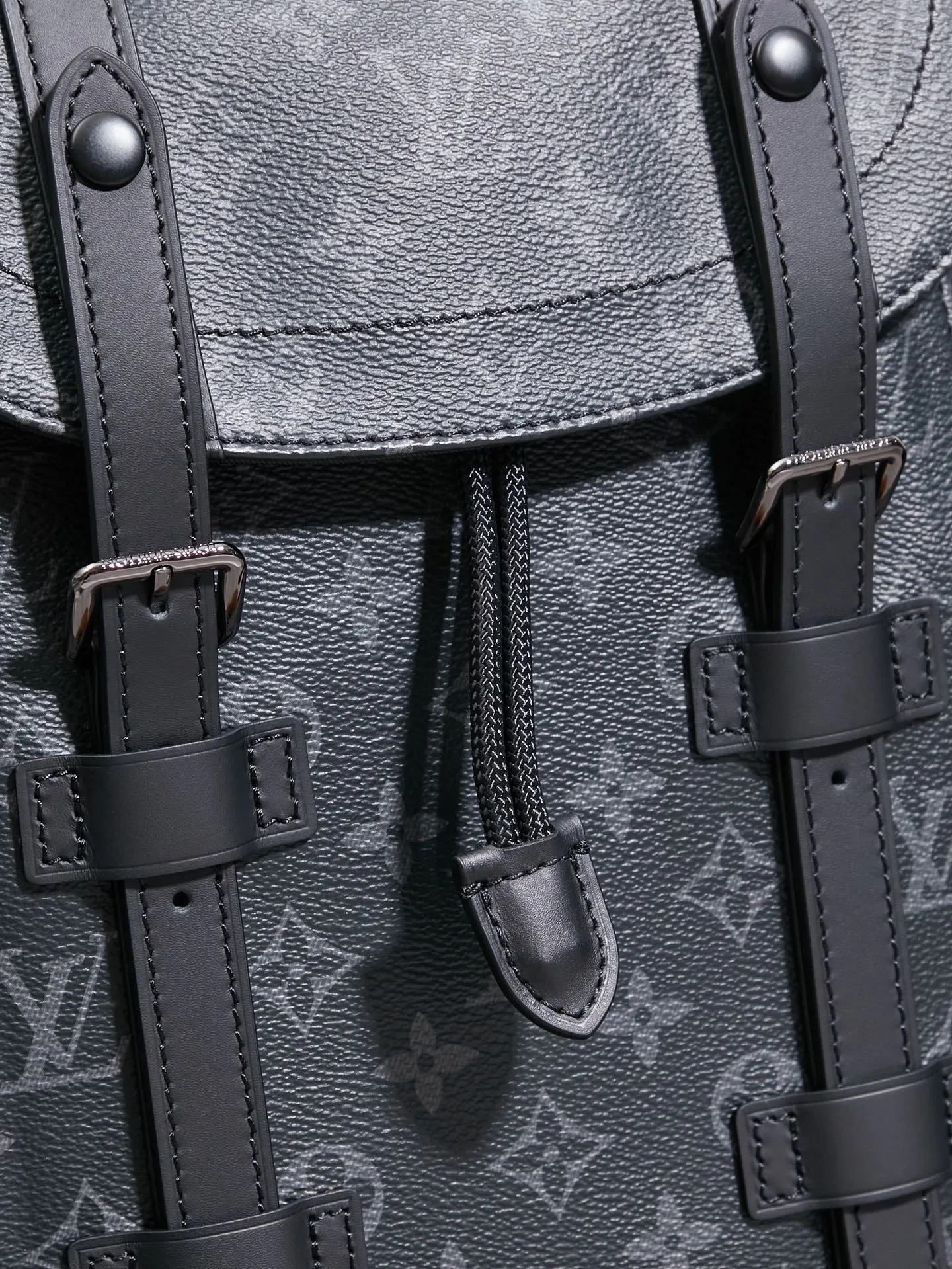 P¥960👉nfc163C01 dynamic chip version👈[Top inspection-free pure steel hardware] This CHRlSTOPHER backpack M43735 black flower inspection-free version 🔍Perfect details 🔍The essence of solid construction!