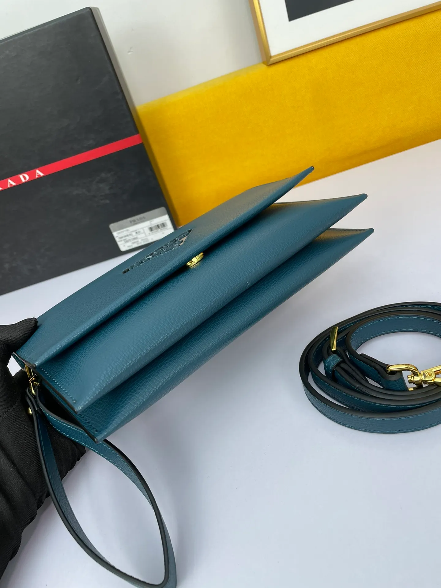 All categories Official website "Brand Women's Bags" Women's Bags 💙 PRADA 2022 official new Prada crossbody bag wholesale 58002380 Original order quality Size: 25-16-4CM
