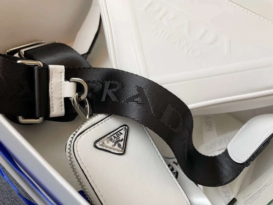 All Categories Official Website "Brand Women's Bags" Women's Bags 💙 PRADA 2024 Latest Prada Crossbody Bag