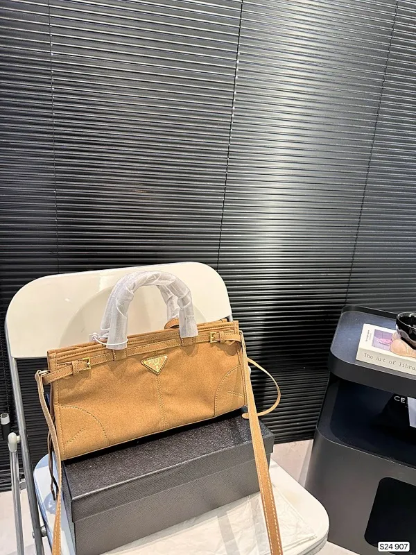 All Categories Official Website "Brand Women's Bags" Women's Bags 💙 PRADA 2024 Official Website New Prada Crossbody Bag