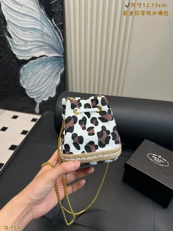 All Categories Official Website "Brand Women's Bags" Women's Bags 💙 PRADA 2025 New Prada Crossbody Bag