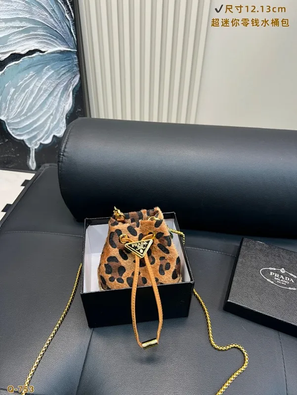 All Categories Official Website "Brand Women's Bags" Women's Bags 💙 PRADA 2025 New Prada Crossbody Bag