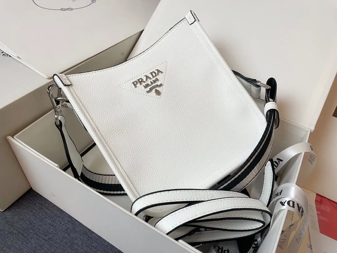 All Categories Official Website "Brand Women's Bags" Women's Bags 💙 PRADA 2024 Latest Prada Crossbody Bag