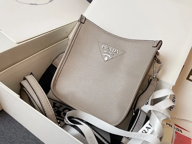All Categories Official Website "Brand Women's Bags" Women's Bags 💙 PRADA 2024 Latest Prada Crossbody Bag