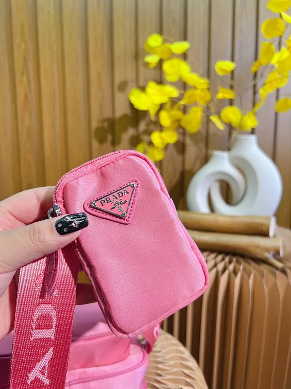All Categories Official Website "Brand Women's Bags" Women's Bags 💙 PRADA 2023 latest version Prada camera bag