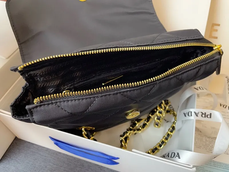 All Categories Official Website "Brand Women's Bags" Women's Bags 💙 PRADA 2024 Latest Prada Crossbody Bag