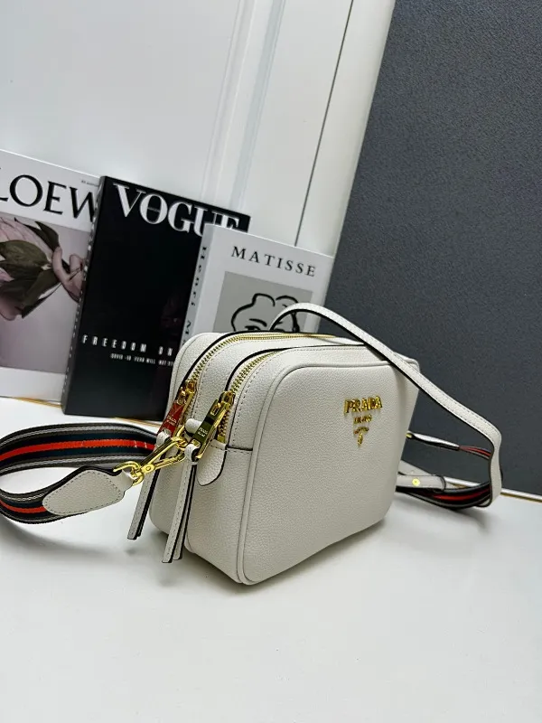 All Categories Official Website "Brand Women's Bags" Women's Bags 💙 PRADA 2025 New Prada Crossbody Bag