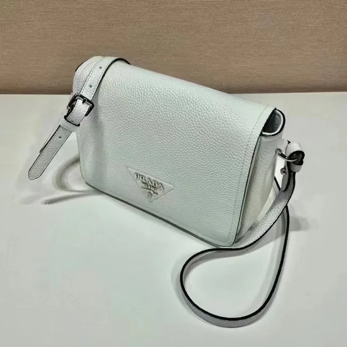 All categories Official website "Brand Women's Bags" Women's Bags 💙 PRADA 2022 official new Prada crossbody bag wholesale Original order quality 58005900 Size: 23-18-9Cm