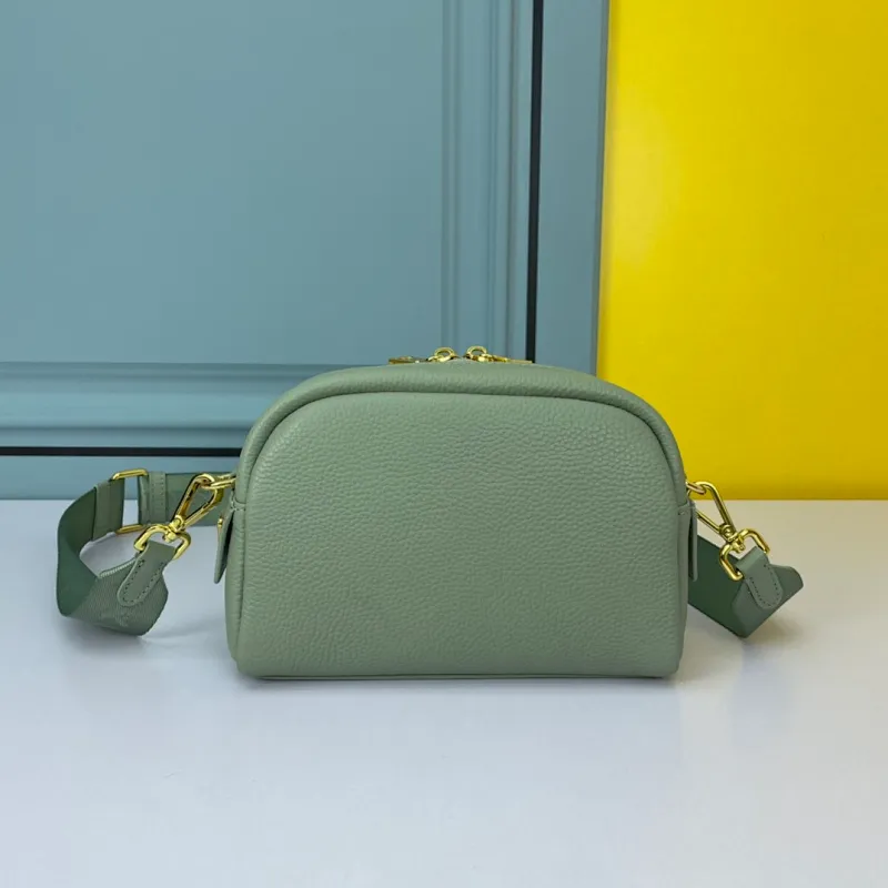 All categories Official website "Brand Women's Bags" Women's Bags 💙 PRADA 2022 official new Prada crossbody bag wholesale 58002500 Original order quality Size: 21-14-8CM