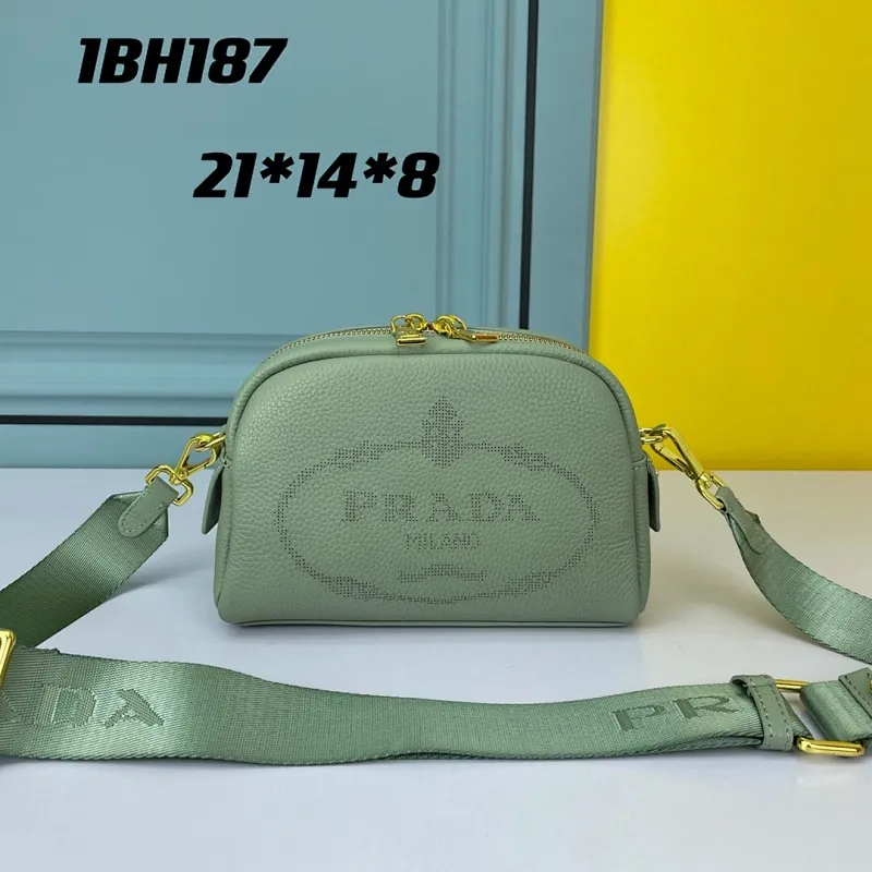 All categories Official website "Brand Women's Bags" Women's Bags 💙 PRADA 2022 official new Prada crossbody bag wholesale 58002500 Original order quality Size: 21-14-8CM