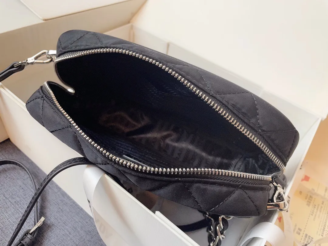 All Categories Official Website "Brand Women's Bags" Women's Bags 💙 PRADA 2024 Latest Prada Crossbody Bag