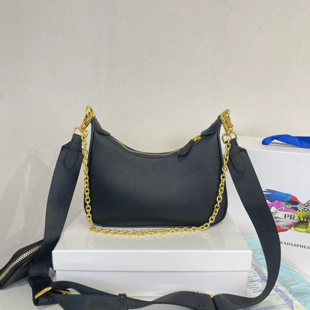 All categories Official website "Brand Women's Bags" Women's Bags 💙 PRADA 2022 Official New Prada Crossbody Bag Wholesale 58001400 High Quality Specifications: 18-22-6.5CM