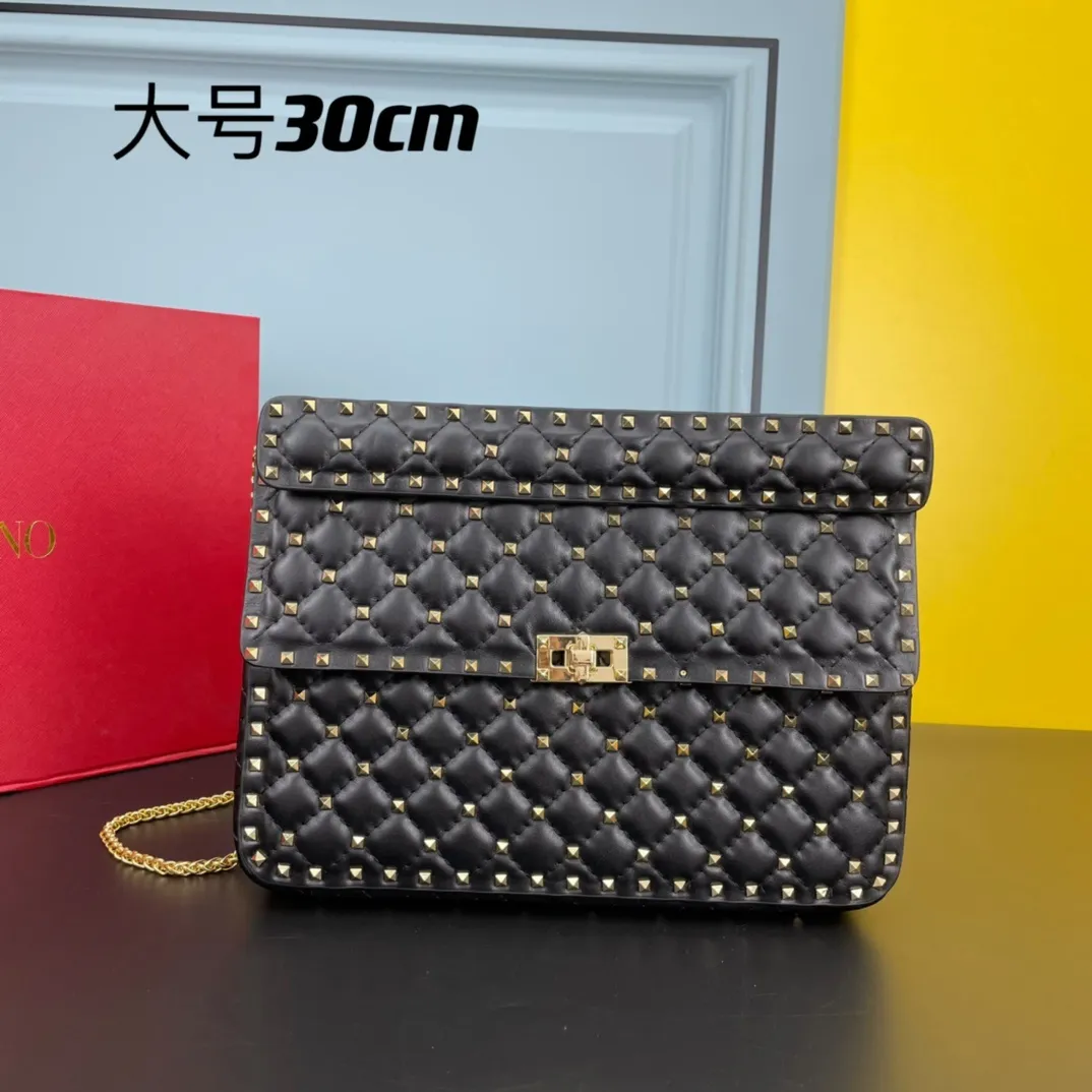 All categories Official website "Brand Women's Bags" Women's Bags 💙 Valentino 2022 Official New Valentino Soft Sheepskin Crossbody Bag Wholesale 58003100 High Quality Size: 30-8.5-20CM