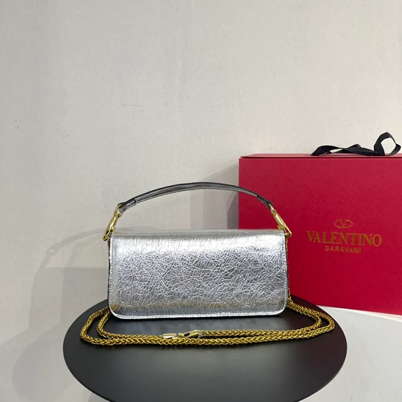 All categories Official website "Brand Women's Bags" Women's Bags 💙 Valentino 2022 Official New Valentino Crossbody Bag Wholesale 58001500 High Quality Size: 28-13-8CM