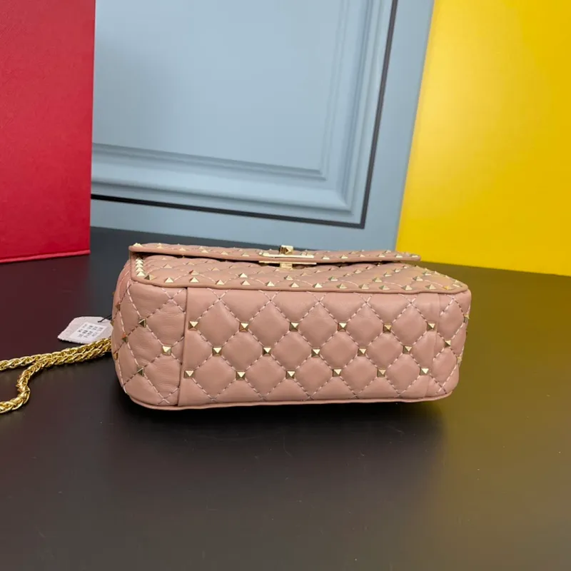 All categories Official website "Brand Women's Bags" Women's Bags 💙 Valentino 2022 Official New Valentino Sheepskin Crossbody Bag Wholesale 58002600 High Quality Size: 24-16-8CM
