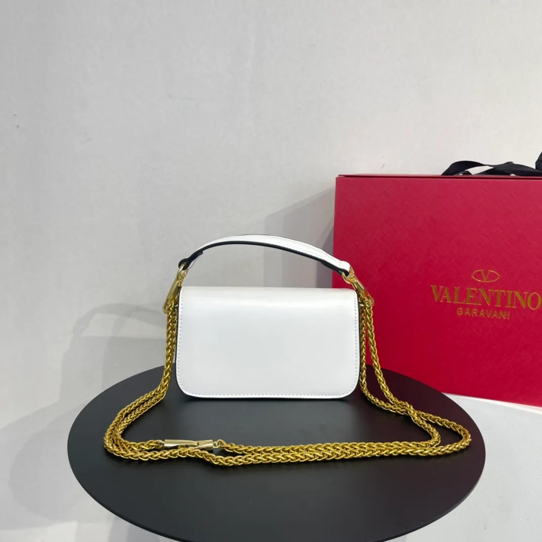 All categories Official website "Brand Women's Bags" Women's Bags 💙 Valentino 2022 Official New Valentino Crossbody Bag Wholesale 58001400 High Quality Size: 20-12-7CM