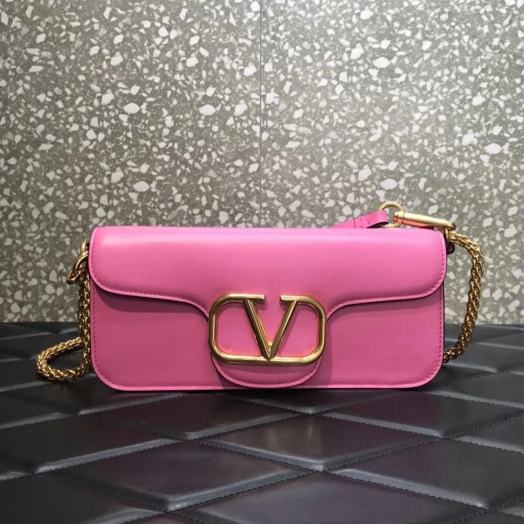 All Categories Official Website "Brand Women's Bags" Women's Bags 💙 Valentino 2022 Official New Valentino Crossbody Bag Wholesale 58001550 High Quality Size: 27-13-6 CM
