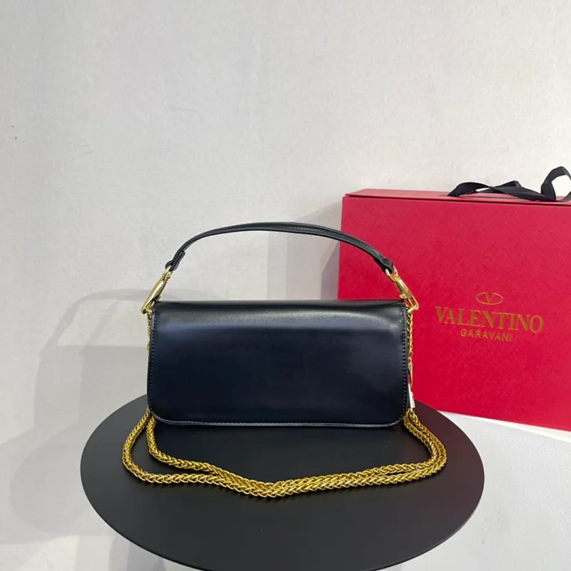 All categories Official website "Brand Women's Bags" Women's Bags 💙 Valentino 2022 Official New Valentino Crossbody Bag Wholesale 58001500 High Quality Size: 28-13-8CM