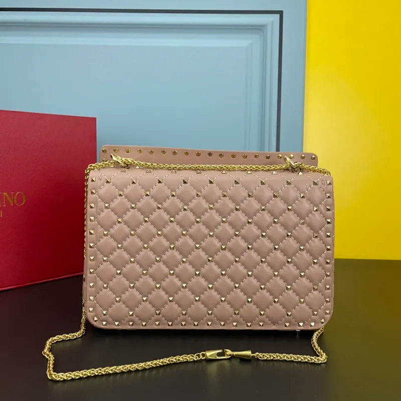 All categories Official website "Brand Women's Bags" Women's Bags 💙 Valentino 2022 Official New Valentino Soft Sheepskin Crossbody Bag Wholesale 58003100 High Quality Size: 30-8.5-20CM