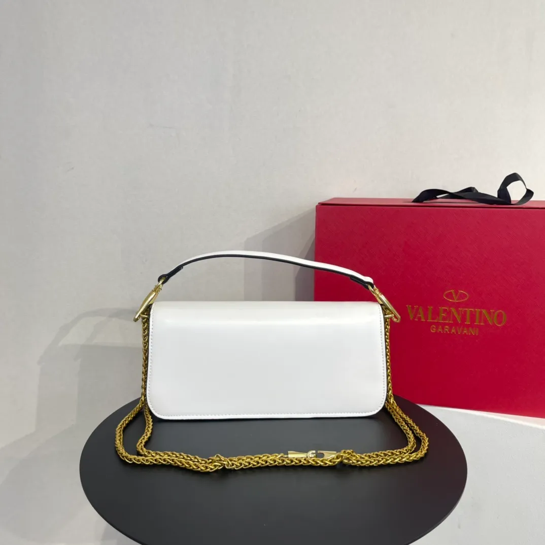 All categories Official website "Brand Women's Bags" Women's Bags 💙 Valentino 2022 Official New Valentino Crossbody Bag Wholesale 58001500 High Quality Size: 28-13-8CM