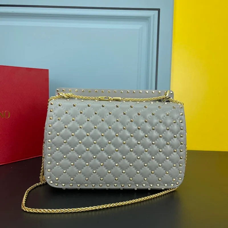 All categories Official website "Brand Women's Bags" Women's Bags 💙 Valentino 2022 Official New Valentino Soft Sheepskin Crossbody Bag Wholesale 58003100 High Quality Size: 30-8.5-20CM