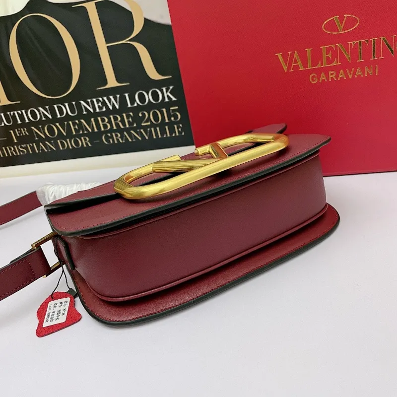 All Categories Official Website "Brand Women's Bags" Women's Bags 💙 Valentino 2023 New Valentino Calfskin Crossbody Bag