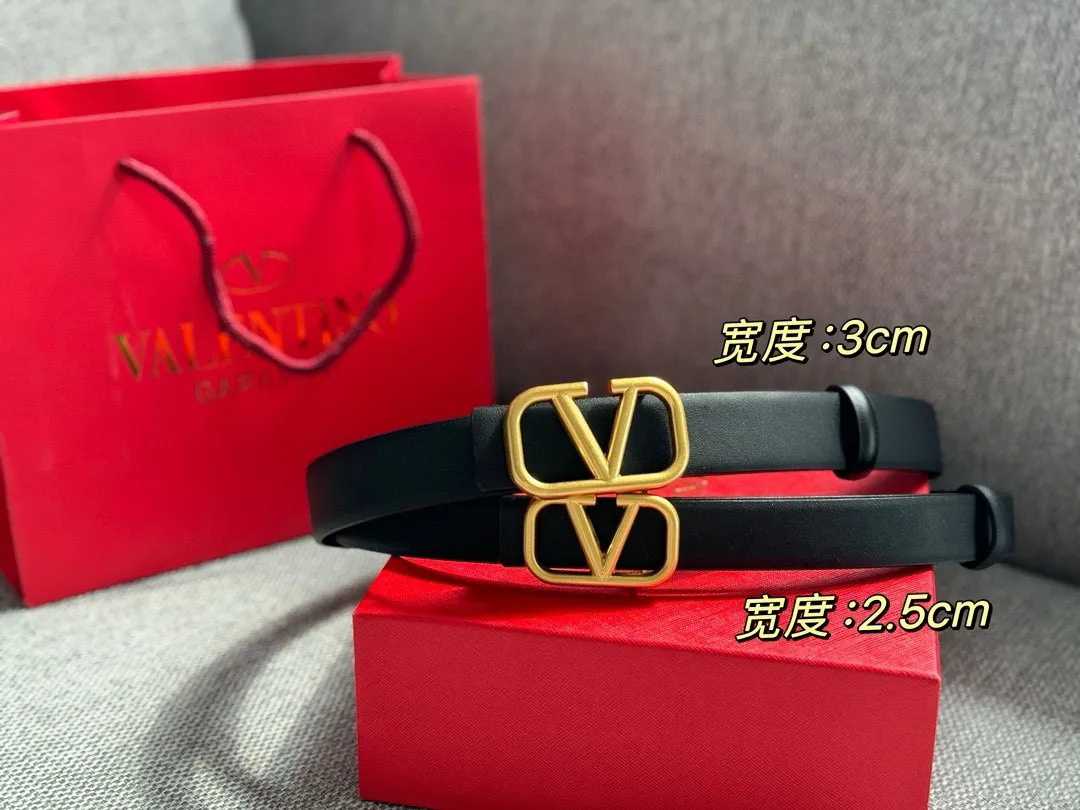 P180 Valentino classic letter series, the same style as the stars. Width 2.5CM 3CM hardware uses logo classic cowhide fabric, can be worn on both sides! A non-contrasting belt! Goddess style and couple style! Fashion essentials for men and women [color][color][color]