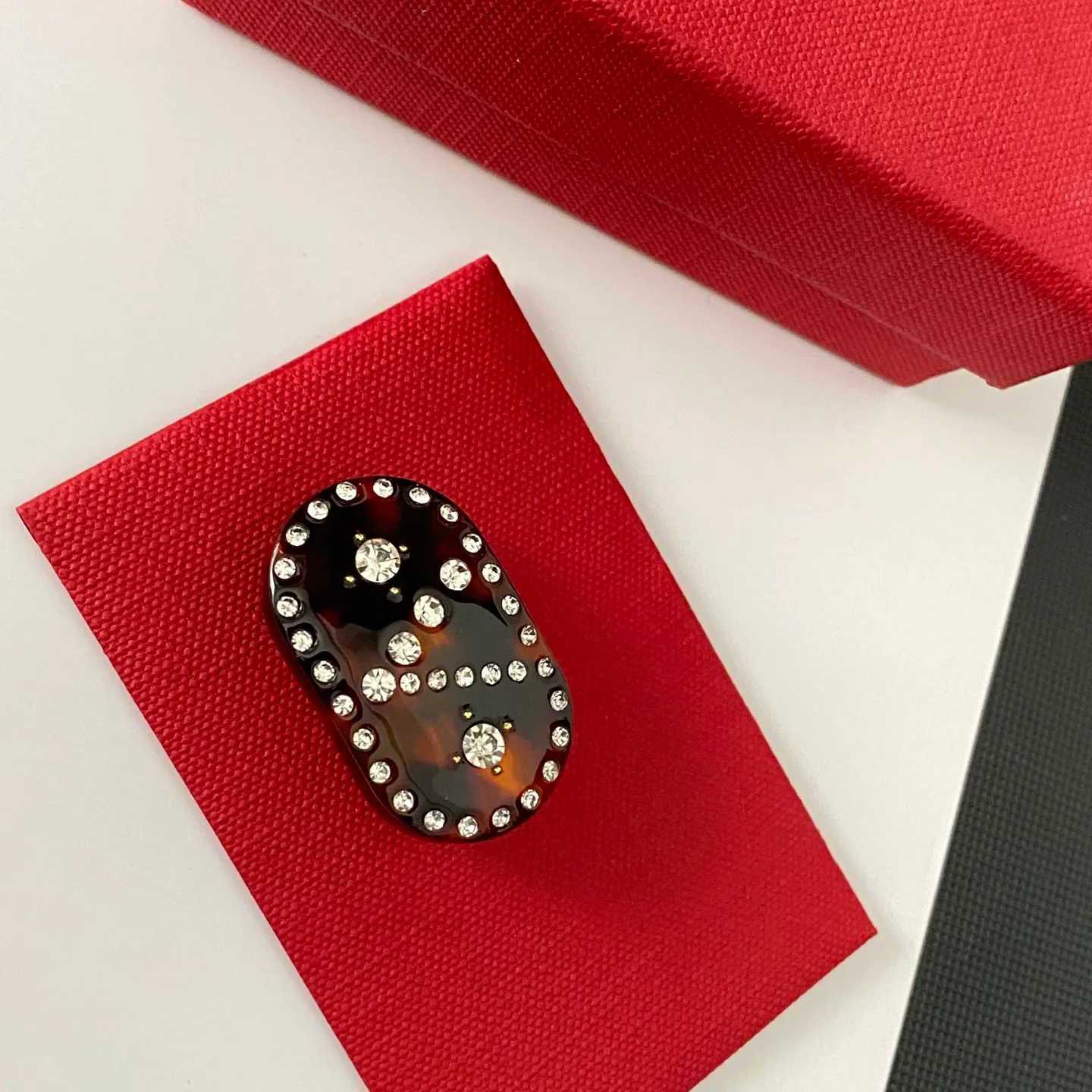 Valentino tiara