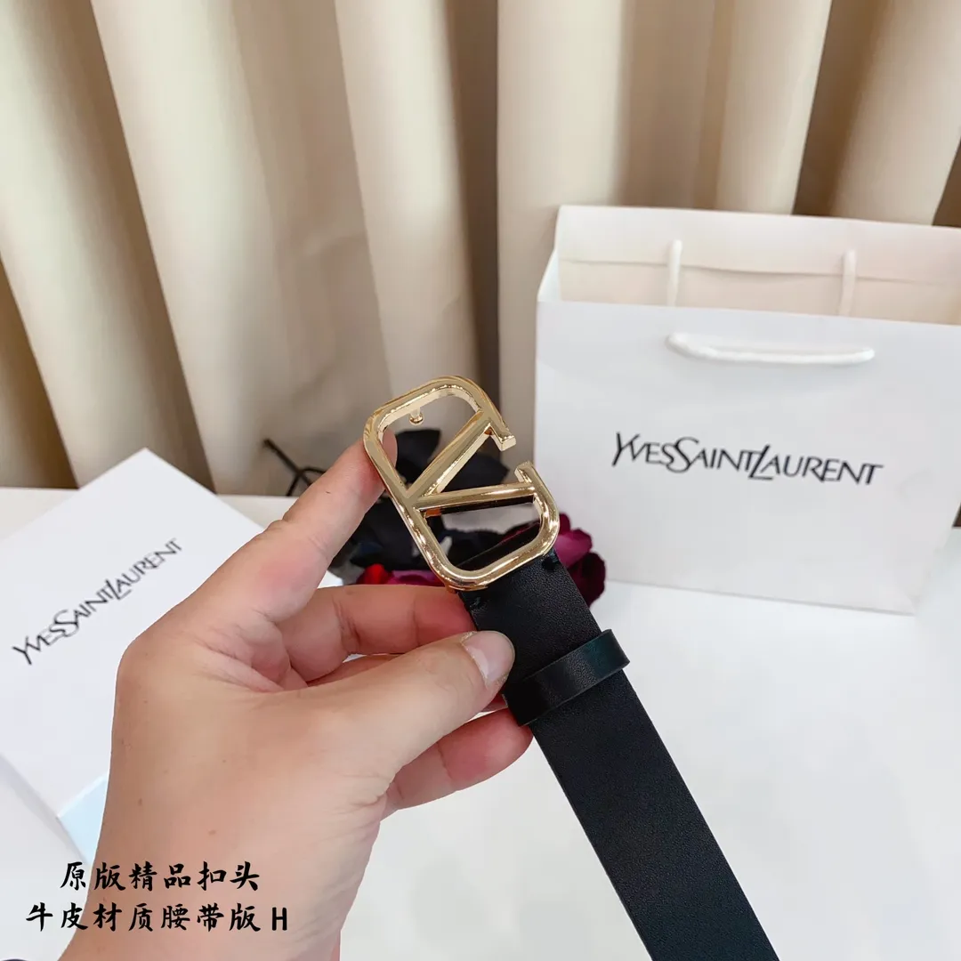 P210 🖇Original quality🖇🚺🚺Punched🖇 🖇Brand: Warren V [Women's Style] 🖇Color: Black 🖇Button: Gold/Silver 🖇Button: Original fine pure copper hardware button 🖇Belt: Original cowhide 🖇Size: Width: 3.0cm 🖇Length: 95cm-110cm 🖇Category: Perforated plate buckle quality assurance 🖇Simple and elegant, soft strap, for personal use as a gift 🖇Packaging list: buckle, strap, original packaging box, handbag, ID card, product manual, customs sticker, invoice I only make original high-end [If you need high-end wooden box➕3⃣️0⃣️]