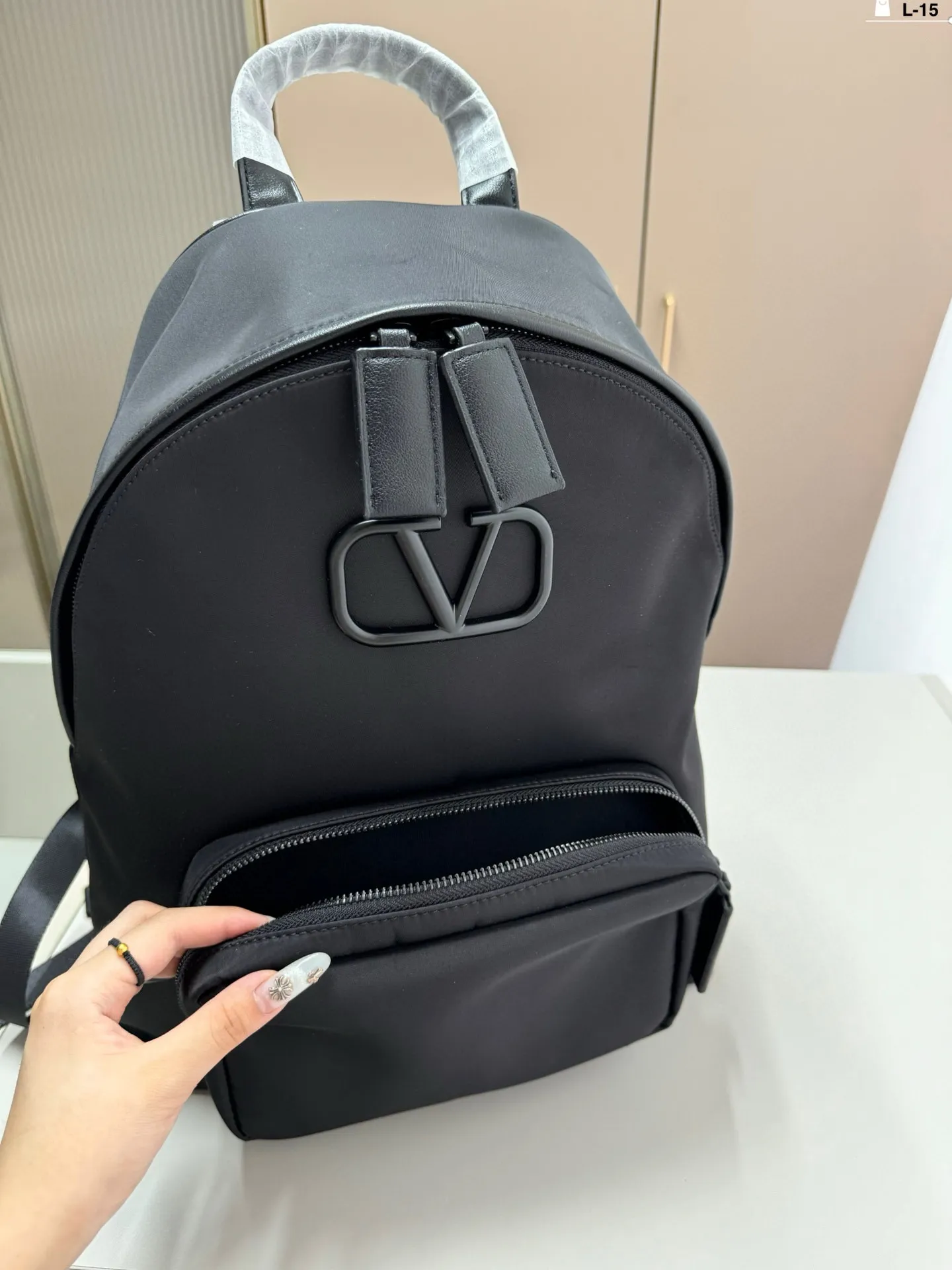 💰p320 Valentino VLTN printing rivet heavy craftsman backpack unisex backpack made of exquisite inlay work L-15 size 33.15.41