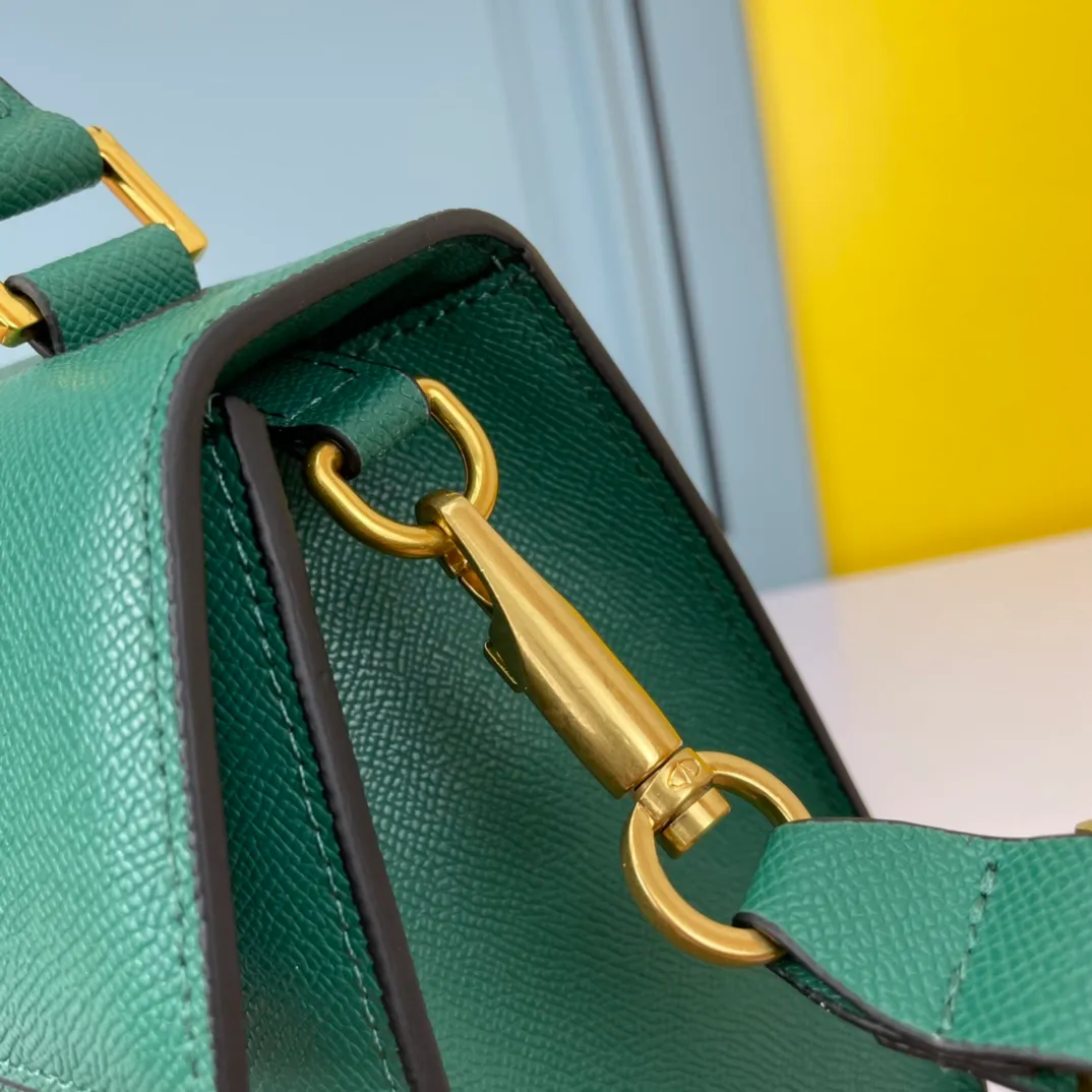 All Categories Official Website "Brand Women's Bags" Women's Bags 💙 Valentino 2025 New VALENTINO Crossbody Bag