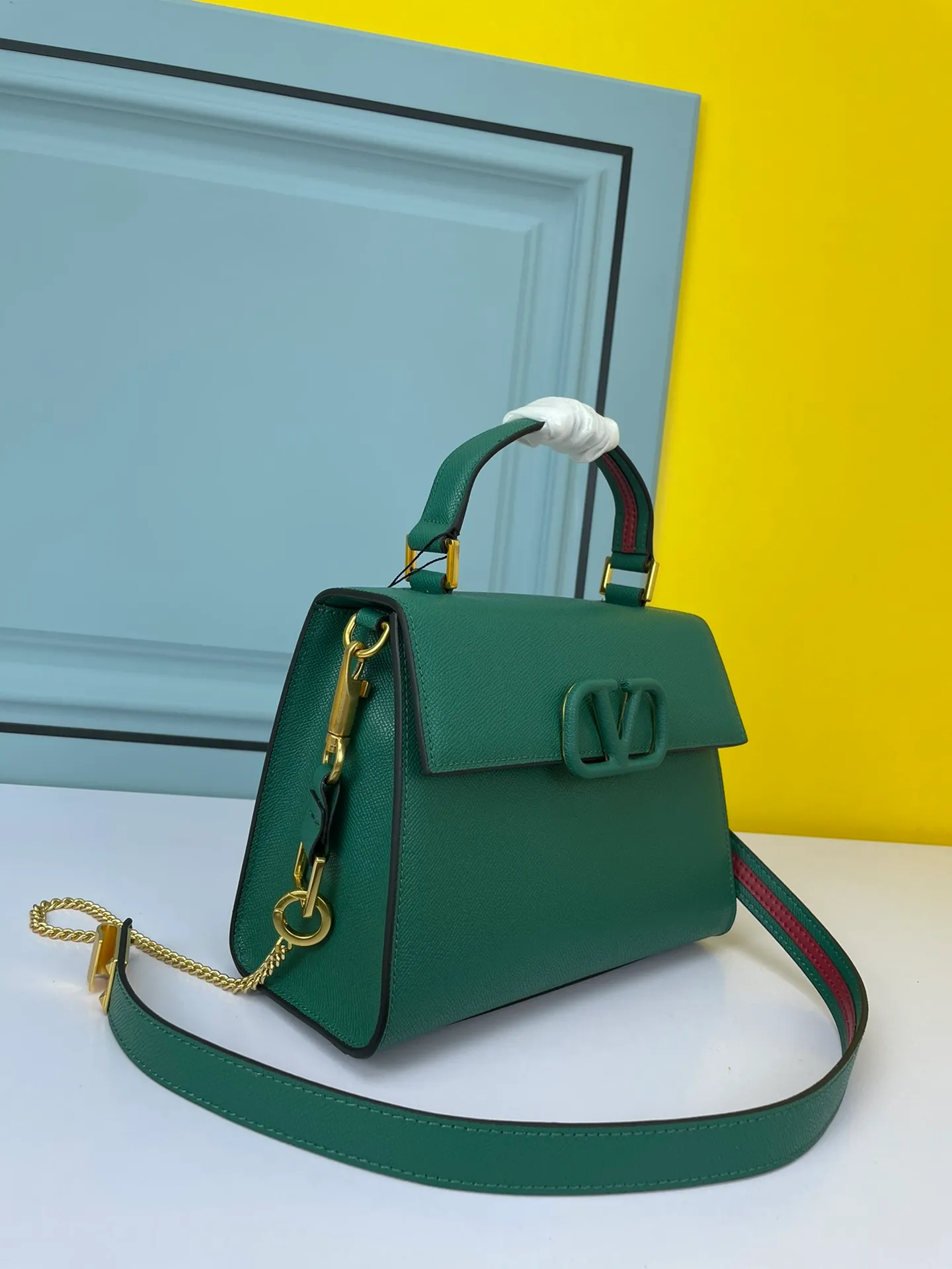 All Categories Official Website "Brand Women's Bags" Women's Bags 💙 Valentino 2025 New VALENTINO Crossbody Bag