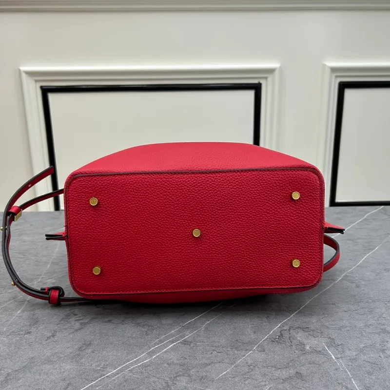 All Categories Official Website "Brand Women's Bags" Women's Bags 💙 Valentino 2025 New VALENTINO Crossbody Bag