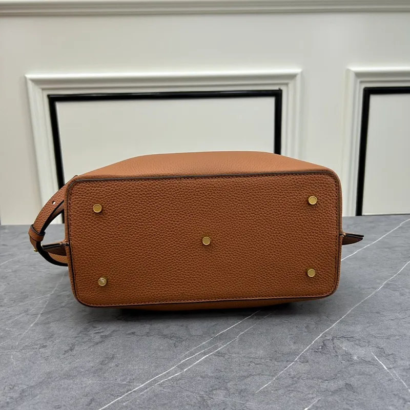 All Categories Official Website "Brand Women's Bags" Women's Bags 💙 Valentino 2025 New VALENTINO Crossbody Bag