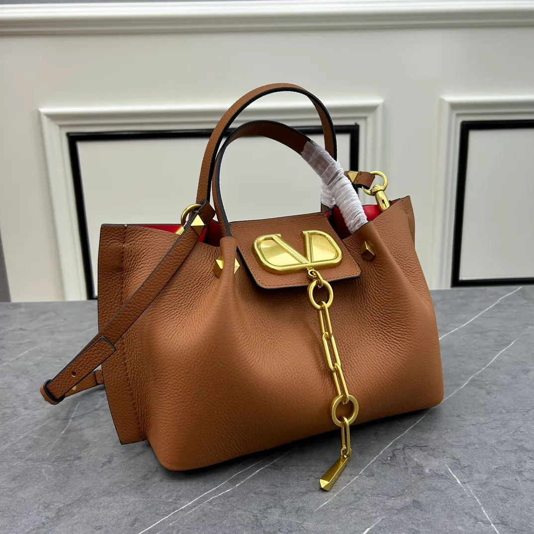 All Categories Official Website "Brand Women's Bags" Women's Bags 💙 Valentino 2025 New VALENTINO Crossbody Bag