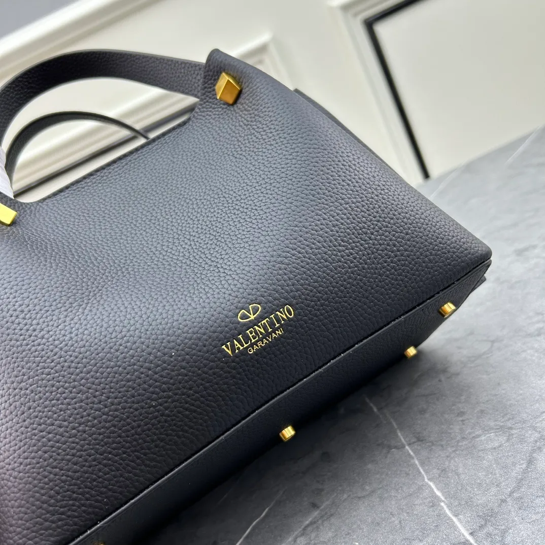 All Categories Official Website "Brand Women's Bags" Women's Bags 💙 Valentino 2025 New VALENTINO Crossbody Bag