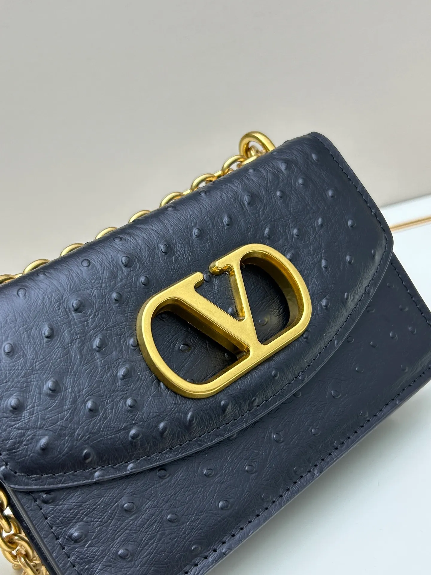 All Categories Official Website "Brand Women's Bags" Women's Bags 💙 Valentino 2025 New VALENTINO Crossbody Bag