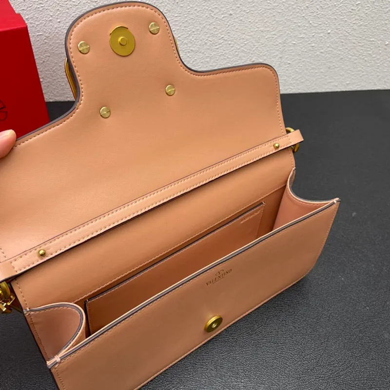 All Categories Official Website "Brand Women's Bags" Women's Bags 💙 Valentino 2023 New Valentino Calfskin Crossbody Bag