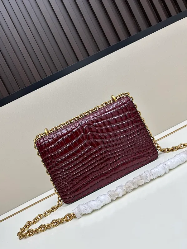 All Categories Official Website "Brand Women's Bags" Women's Bags 💙 Valentino 2025 New VALENTINO Crossbody Bag