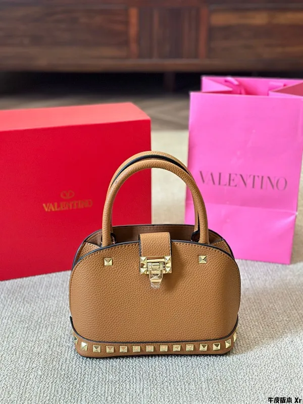 All Categories Official Website "Brand Women's Bags" Women's Bags 💙 Valentino 2024 Official Website New Valentino Crossbody Bag