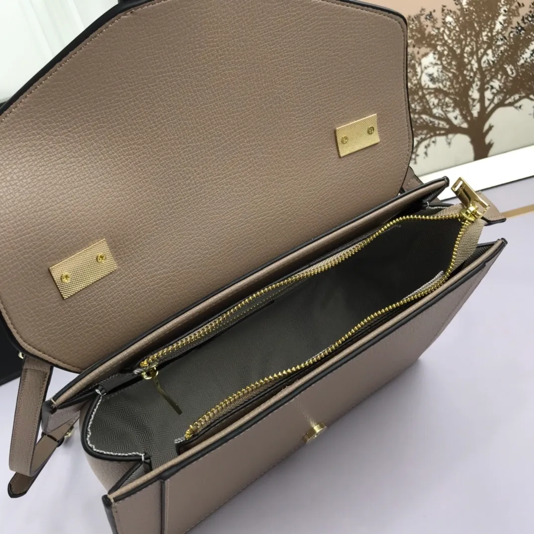 All Categories Official Website "Brand Women's Bags" Women's Bags 💙 YSL 2022 Official New Yves Saint Laurent Imported Palm Print Cowhide Crossbody Bag Wholesale 58001900 High Quality Size: 26-16-9CM