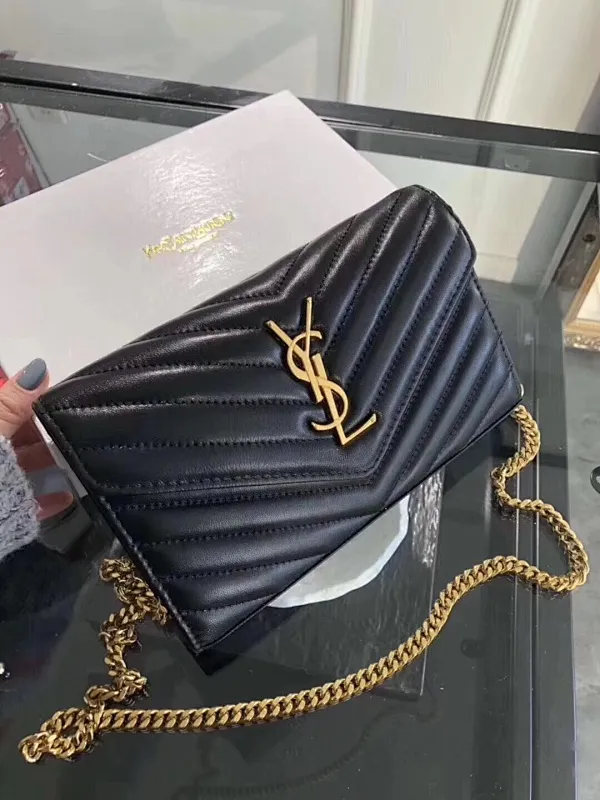All categories Official website "Brand Women's Bags" Women's Bags 💙 YSL 2022 Official New YSL Crossbody Bag Wholesale 58001350 High Quality Specifications: 22.5-14-4CM