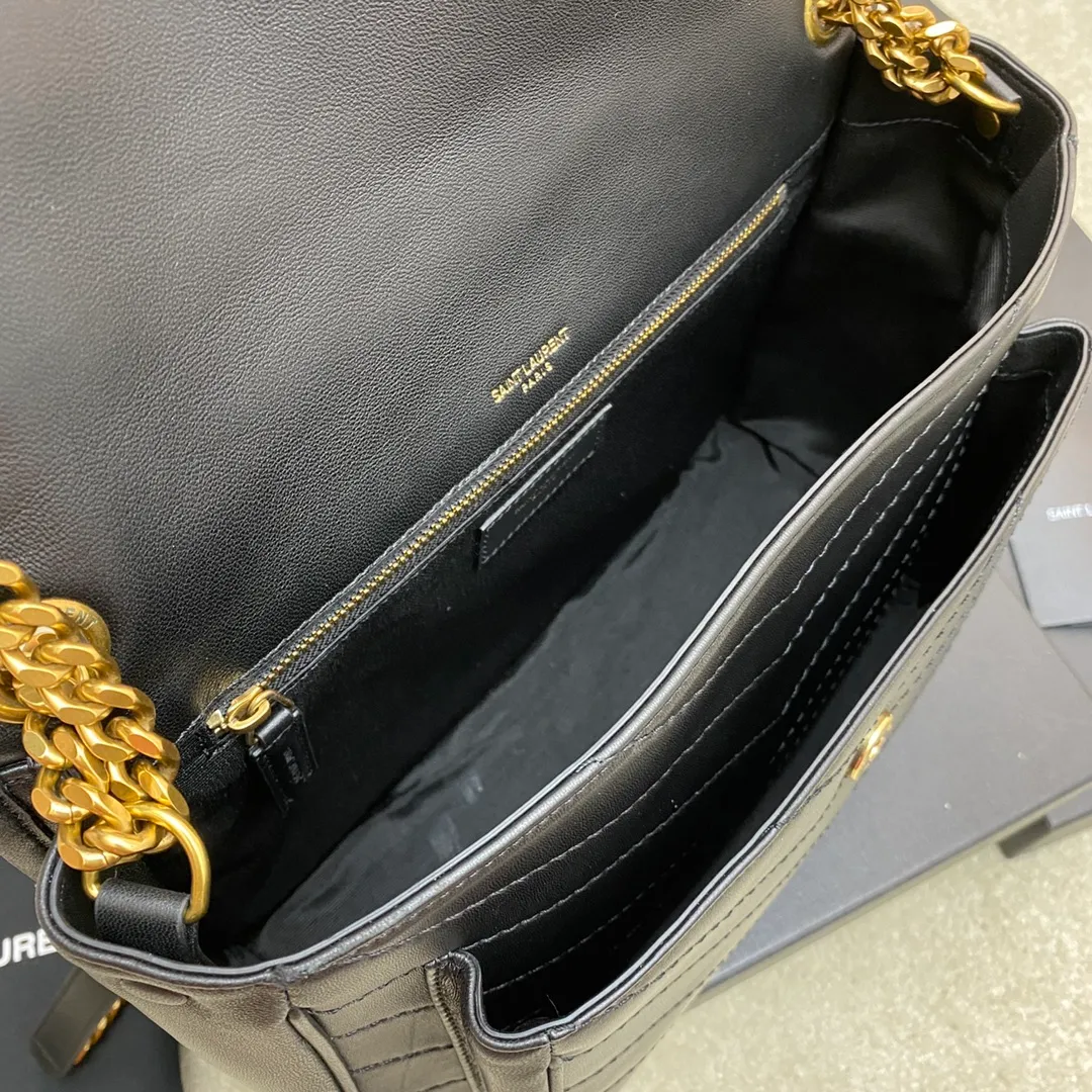 Black sheepskin/gold 🌈New YSL Niki medium size original black plain sheepskin🐏 Very soft to the touch, practical and fashionable! Nlkl's popularity has spread across all major fashion platforms. It can be carried diagonally on one shoulder and is a versatile item! 20230850 Model: 498894 [original leather] Size: 28x20x8.5cm