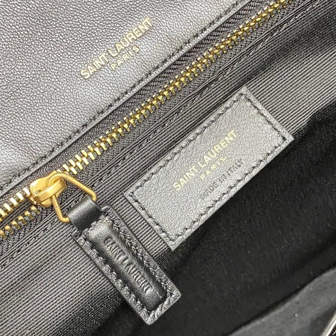 Black sheepskin/gold 🌈New YSL Niki medium size original black plain sheepskin🐏 Very soft to the touch, practical and fashionable! Nlkl's popularity has spread across all major fashion platforms. It can be carried diagonally on one shoulder and is a versatile item! 20230850 Model: 498894 [original leather] Size: 28x20x8.5cm