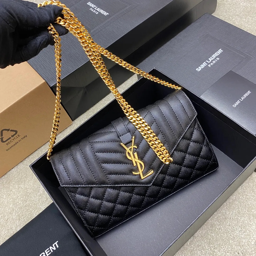 💰1300 black ball pattern/gold buckle 🌈YSL latest ENVELOPE Woc envelope bag ✉️Original caviar ball pattern, engraved inner zipper compartment, can be used as a clutch bag or as a shoulder bag. There are multiple card slots inside. Compact and practical 👍20220650 Model: 620280 [original leather] Size: 22.5x14x4cm