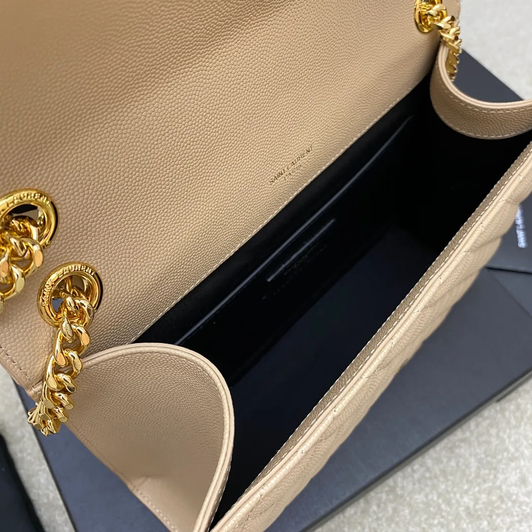 Apricot ball pattern/gold buckle 🌈𝑬𝒏𝒗𝒆𝒍𝒐𝒑𝒆 medium grain embossed quilted genuine leather envelope bag, classic is eternal, the sky-high V pattern and rhombus caviar pattern, Italian original cowhide with eye-catching Y family logo, elegant and fashionable all in one! One chain and three backs, single chain cross-body, double chain single back, single chain single back are all perfect🤗Little fairies of different heights, there is always a way to carry it that suits you❤️20230750 Model: 392739 [original leather] Size: 24x17.5x6cm