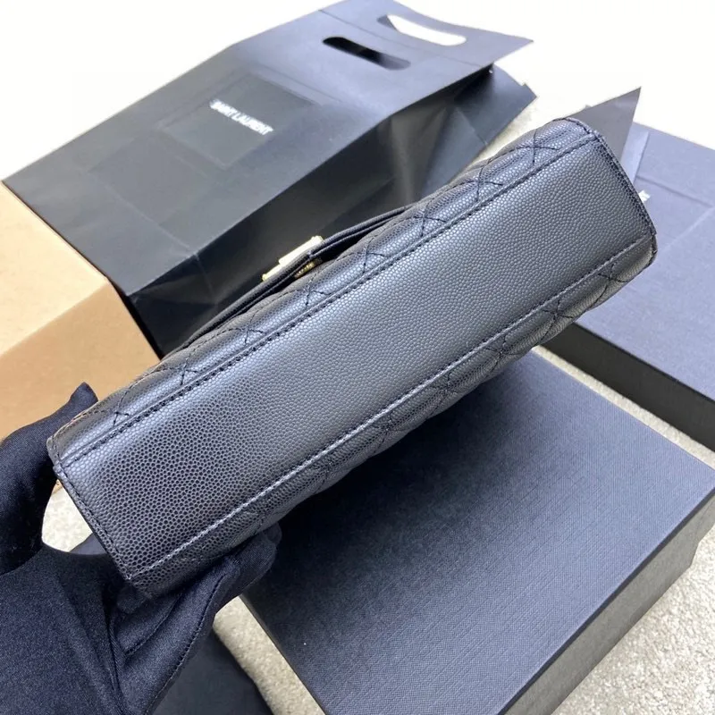 Black ball pattern/gold 🌈𝑬𝒏𝒗𝒆𝒍𝒐𝒑𝒆 medium grain embossed quilted genuine leather envelope bag, classic is eternal, the sky-high V pattern and rhombus caviar pattern, Italian original cowhide with eye-catching Y family logo, stylish and fashionable all in one! One chain and three backs, single chain cross-body, double chain single back, single chain single back are all perfect🤗Little fairies of different heights, there is always a way to carry it that suits you❤️20230750 Model: 392739 [original leather] Size: 24x17.5x6cm
